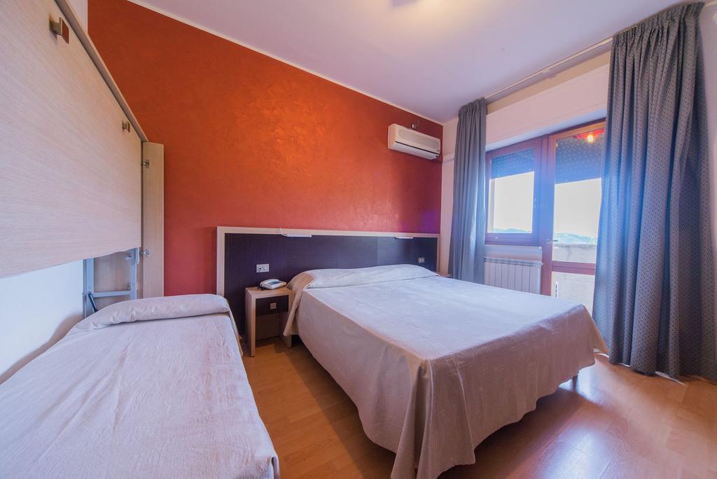 Hotel Del Camerlengo Fara San Martino Номер фото